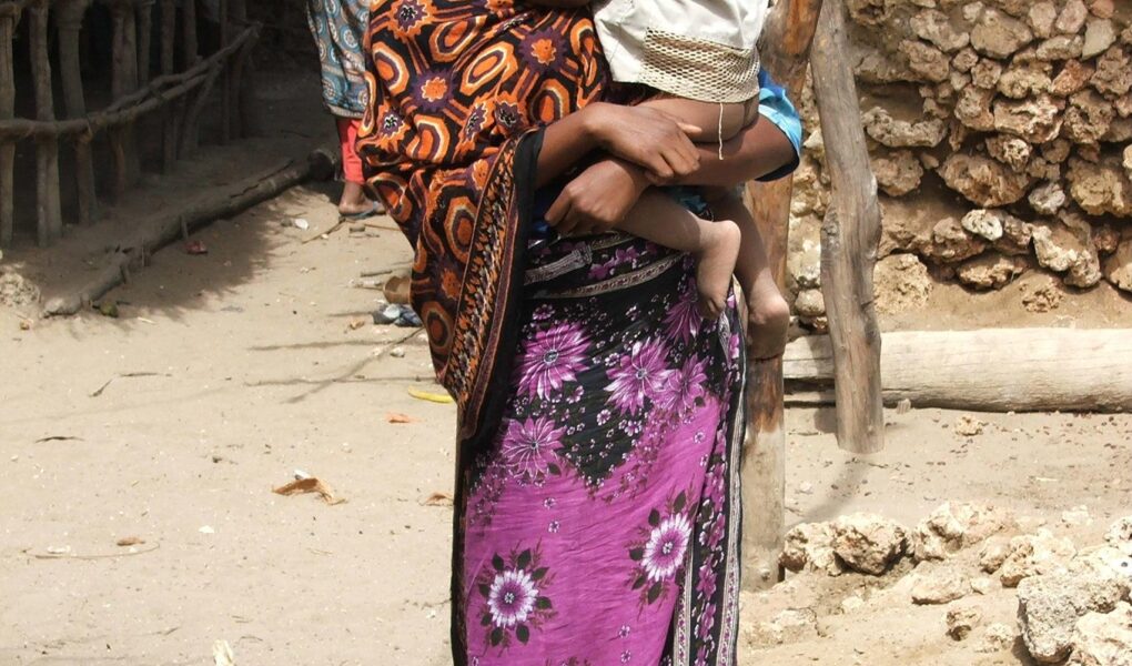 traditional african clothing female